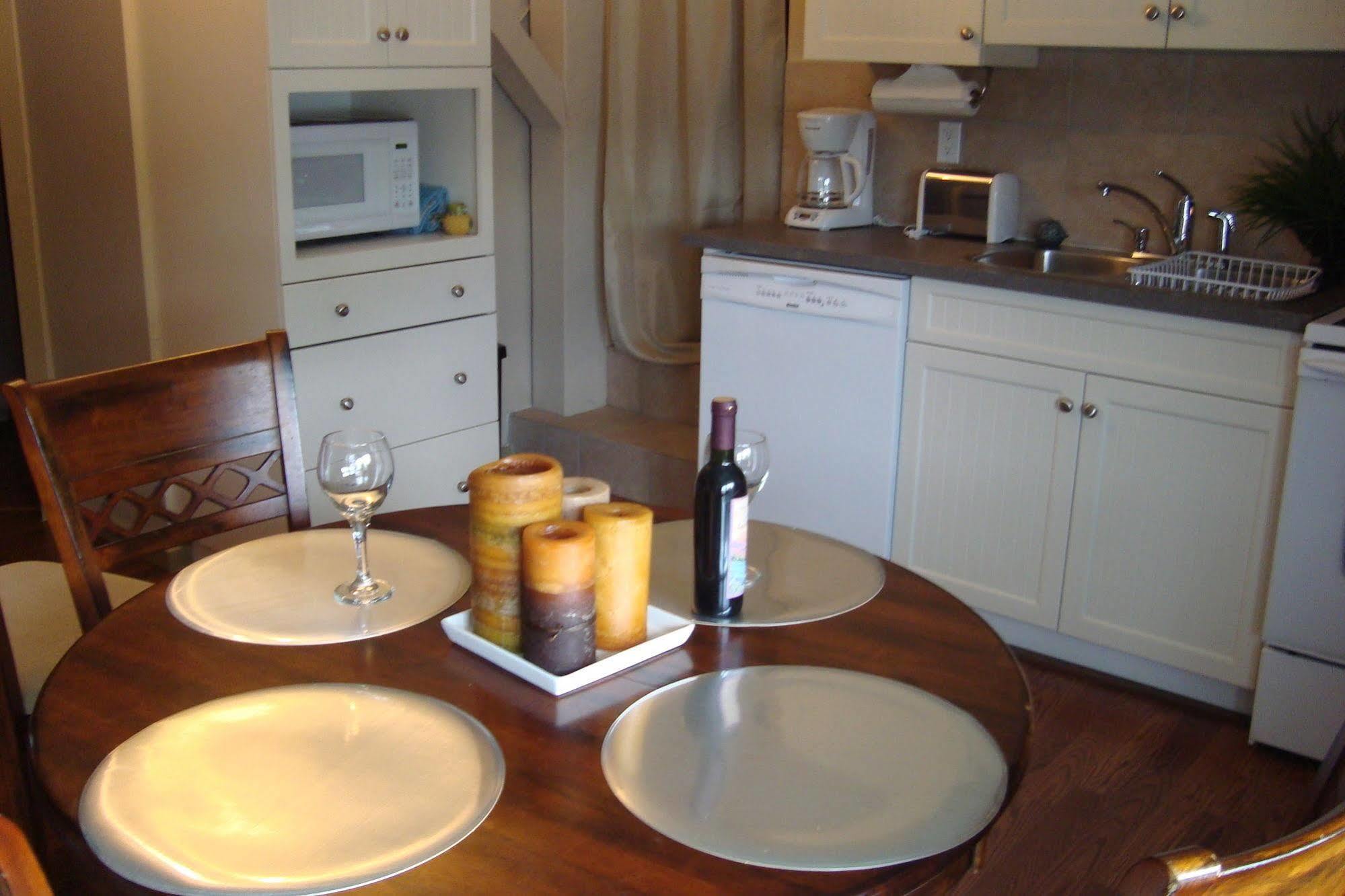 Ypc Fitness & Accomodations Invermere Εξωτερικό φωτογραφία